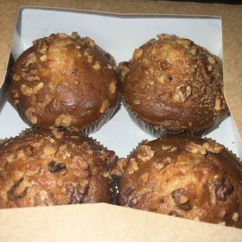 Mariano's - Banana walnut muffins - Grocery Near Me - Chicago, Illinois Mariano's - Banana walnut muffins - Grocery Near Me - Chicago, Illinois