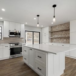 Cross Kitchens - Complete interior remodel