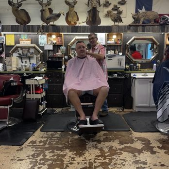 Sportsman's Barber Shop - Barbers Near Me - Austin, Texas Sportsman's Barber Shop - Barbers Near Me - Austin, Texas