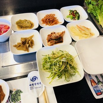 Arirang BBQ - Side dishes today before my jok bal(pork) comes out to snack on. Tastes fresh! - Korean Near Me - Niles, Illinois Arirang BBQ - Side dishes today before my jok bal(pork) comes out to snack on. Tastes fresh! - Korean Near Me - Niles, Illinois