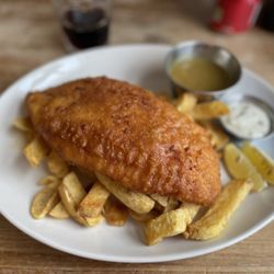 The Fish House of Notting Hill - Large fish and chips with curry sauce on the side