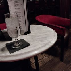 The Mudd Room - tables & seating
