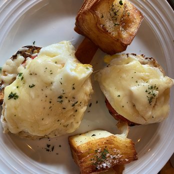 Farmhouse Cafe - Breakfast & Brunch Near Me - Honolulu, Hawaii Farmhouse Cafe - Breakfast & Brunch Near Me - Honolulu, Hawaii