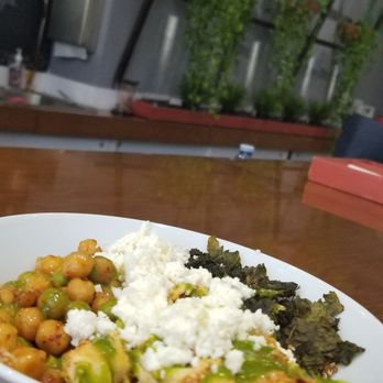 Cure Cafe - Quinoa bowl with curry sauce - Juice Bars & Smoothies Near Me - Miami, Florida