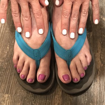 Angela Eyer - Eco Salon - Cnd shellac manicure and pedicure - Waxing Near Me - Lone Tree, Colorado Angela Eyer - Eco Salon - Cnd shellac manicure and pedicure - Waxing Near Me - Lone Tree, Colorado