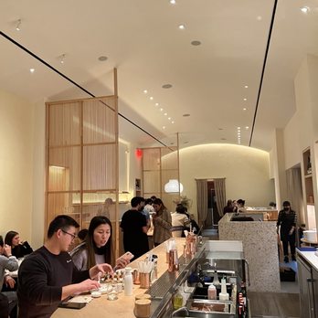 Nami Nori - Interior - simple but elegant - Sushi Bars Near Me - Brooklyn, New York Nami Nori - Interior - simple but elegant - Sushi Bars Near Me - Brooklyn, New York