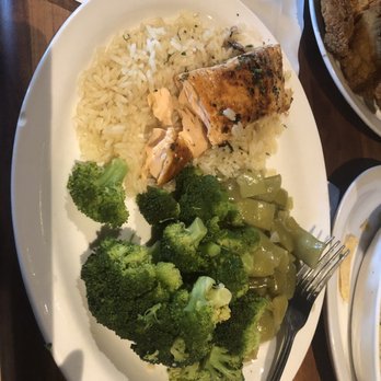 Cheddar's Scratch Kitchen - Grilled salmon - American Near Me - Garland, Texas