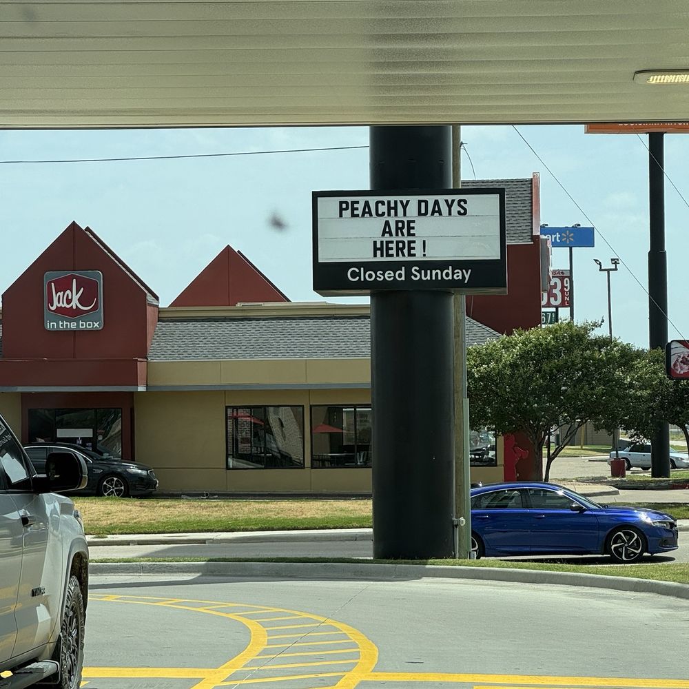Chick-fil-A - Gotta love a good peach smoothie. - Fast Food Near Me - Bellmead, Texas Chick-fil-A - Gotta love a good peach smoothie. - Fast Food Near Me - Bellmead, Texas
