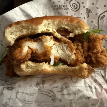 Jollibee - Deluxe Spicy Chicken Sandwich - Chicken Shop Near Me - Alameda, California