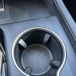Beaches Car Wash & Gift Gallery - Cup holder not cleaned