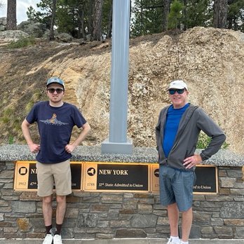 Mount Rushmore National Memorial - Landmarks & Historical Buildings Near Me - Keystone, South Dakota