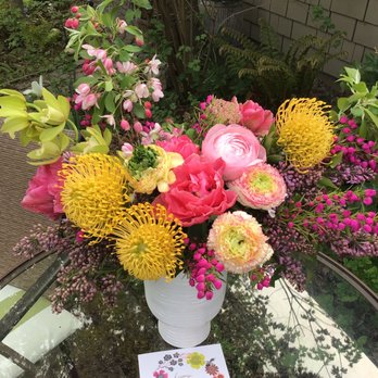 Kawa Flowers - Arrangement - Florists Near Me - Lake Oswego, Oregon
