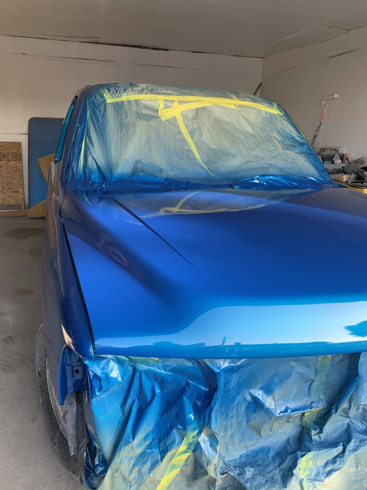 ROBERTO’S BODY & PAINT Updated October 2024 503 N Alameda St