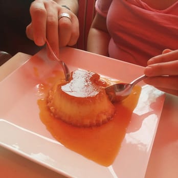 La Piazzetta - Panna Cotta. - Pizza Near Me - Lévis, Quebec