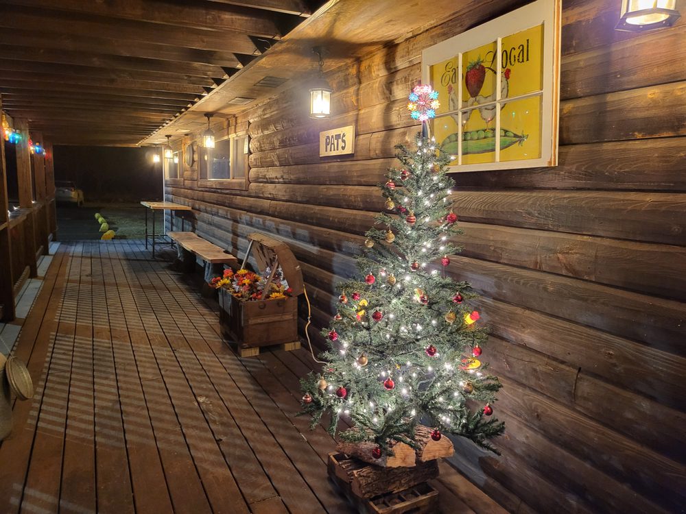 PAT’S STEAK HOUSE Updated September 2024 45 Hwy, Rushville