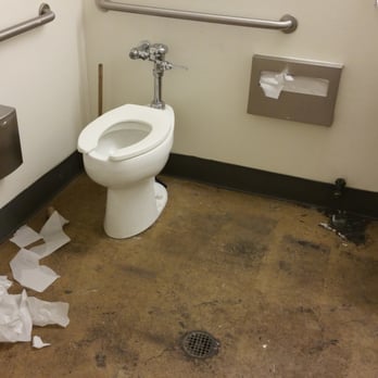 Old Navy - Nasty bathroom! - Men's Clothing Near Me - Springfield, Virginia