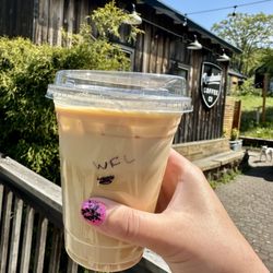Randonnee Coffee - Wildflower latte!