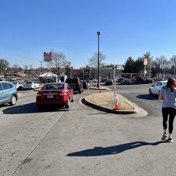 Whataburger - Burgers Near Me - Hermitage, Tennessee