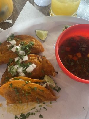 Taqueria La Carreta by null