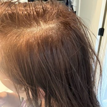 Salon Per Se - Orange, copper roots that look even worse in person - Hair Salons Near Me - Houston, Texas Salon Per Se - Orange, copper roots that look even worse in person - Hair Salons Near Me - Houston, Texas