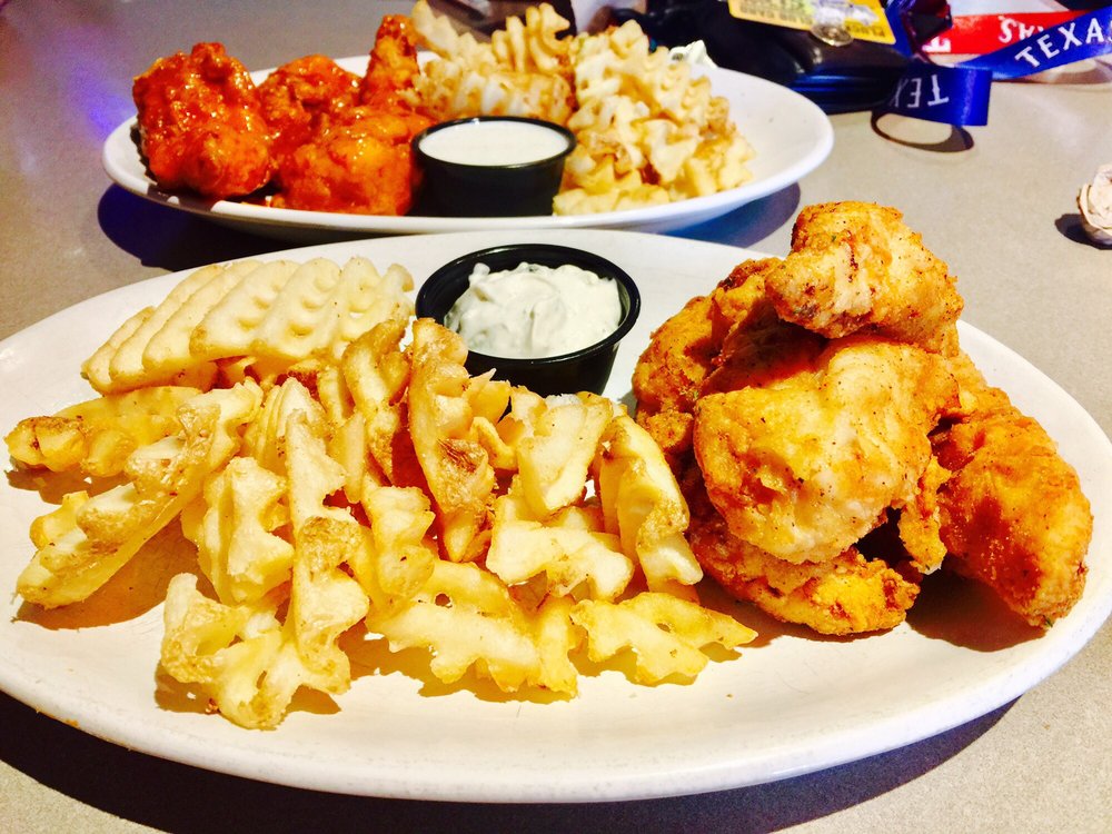 Pluckers Wing Bar 373 Photos & 416 Reviews Chicken Wings 3316 Preston Rd, Plano, TX