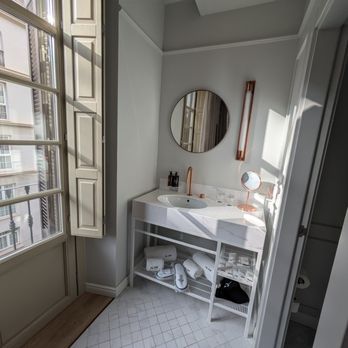 ICON Malabar - Hotels Near Me - Málaga, Massachusetts