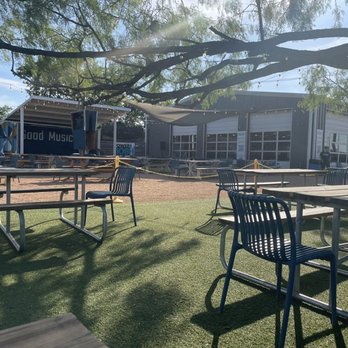 Freight Icehouse and Yardbar - The yard - Beer Gardens Near Me - Waco, Texas Freight Icehouse and Yardbar - The yard - Beer Gardens Near Me - Waco, Texas