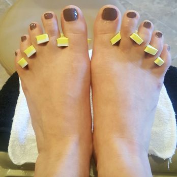Phoenician Nails - Pretty toes! Hubby will be happy. - Nail Salons Near Me - Phoenix, Arizona Phoenician Nails - Pretty toes! Hubby will be happy. - Nail Salons Near Me - Phoenix, Arizona