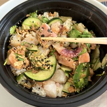 Honeyfish Poke - Medium bowl with Salmon, Octopus, and Scallop - Poke Near Me - La Habra, California
