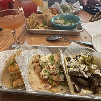 Hi-Lo Taco - Tacos Near Me - Philadelphia, Pennsylvania