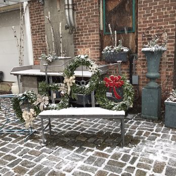 Birch Alley - Inviting display out front - Home Decor Near Me - Sutton, Massachusetts Birch Alley - Inviting display out front - Home Decor Near Me - Sutton, Massachusetts