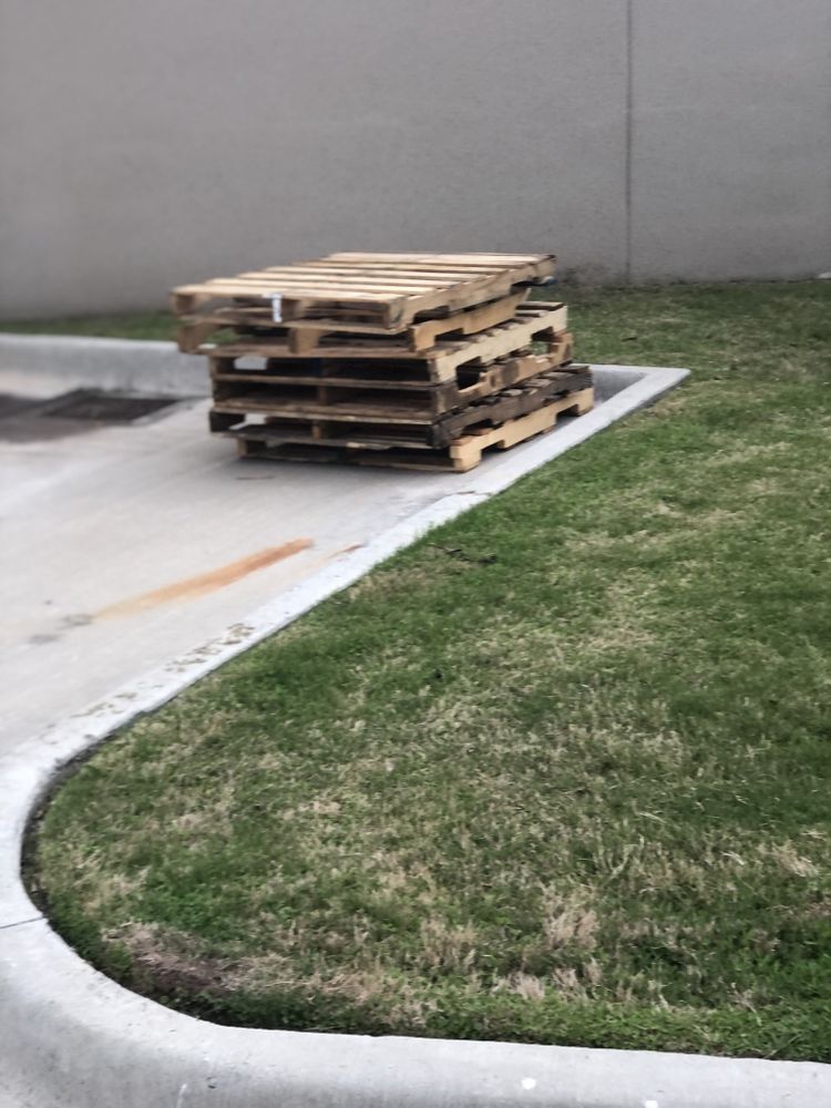 Slide of HTX Unlimited Contracting and Maintenance