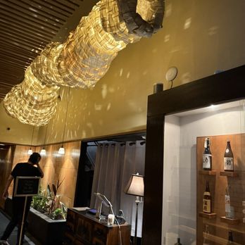 Umi Sake House - Entry - Sushi Bars Near Me - Seattle, Washington