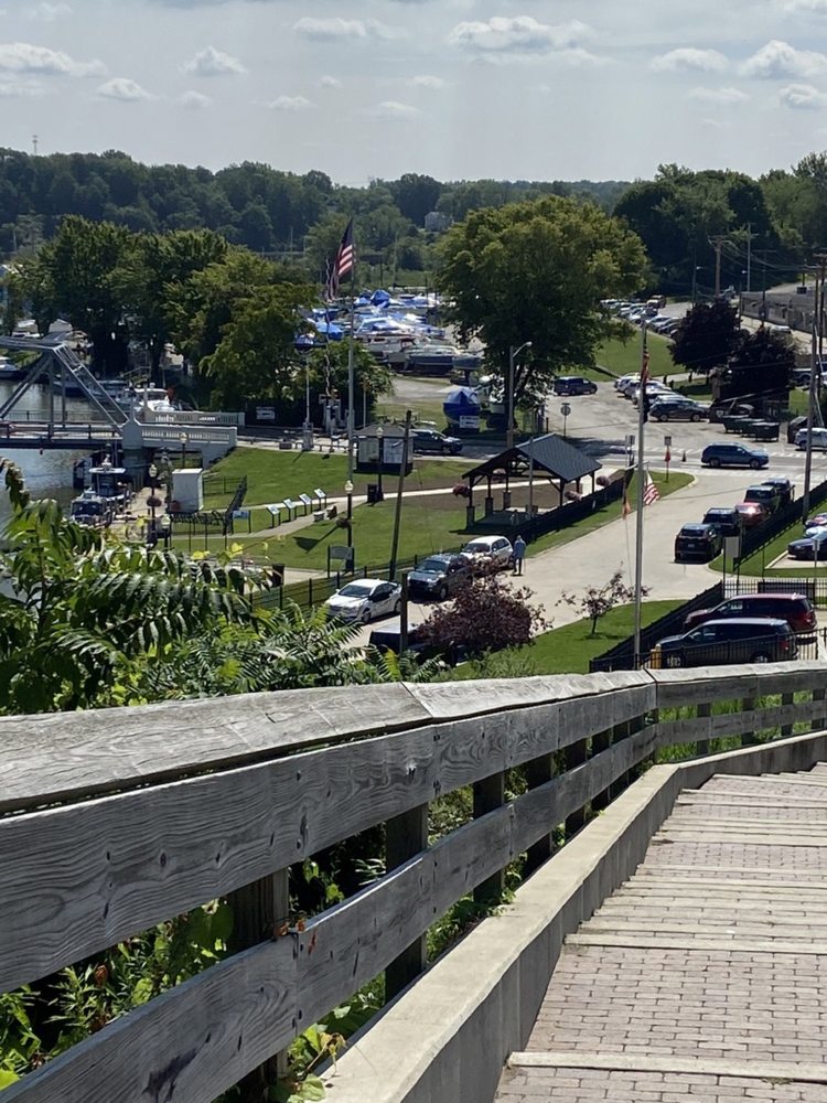 Social spots from Point Park