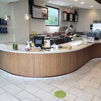 Arden's Garden - a view of a restaurant counter - Juice Bars & Smoothies Near Me - Atlanta, Georgia Arden's Garden - a view of a restaurant counter - Juice Bars & Smoothies Near Me - Atlanta, Georgia