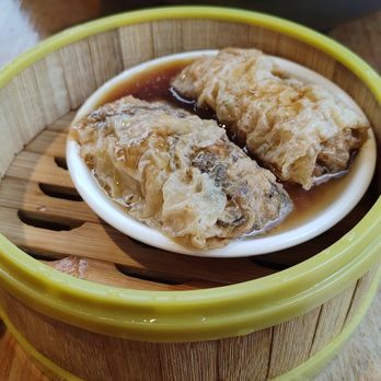 Stick & Steam - Tofu wrap with black fungus.  Excellent - Dim Sum Near Me - Millbrae, California
