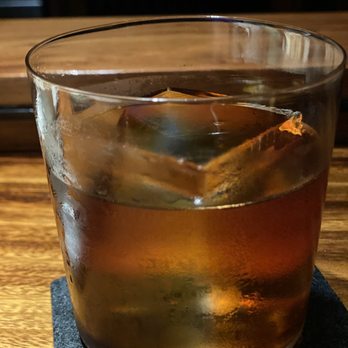 Bar Leather Apron - Delicious - Cocktail Bars Near Me - Honolulu, Hawaii
