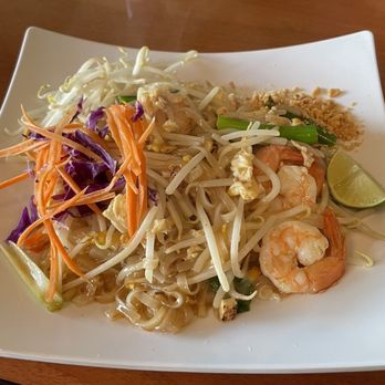 Thai Victory Restaurant - Thai Near Me - North Hollywood, California