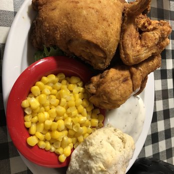 Farmhouse Restaurant - Chicken Fried Chicken - American Near Me - Branson, Missouri Farmhouse Restaurant - Chicken Fried Chicken - American Near Me - Branson, Missouri