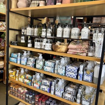 Linn's Gourmet Goods - Specialty Food Near Me - Cambria, California
