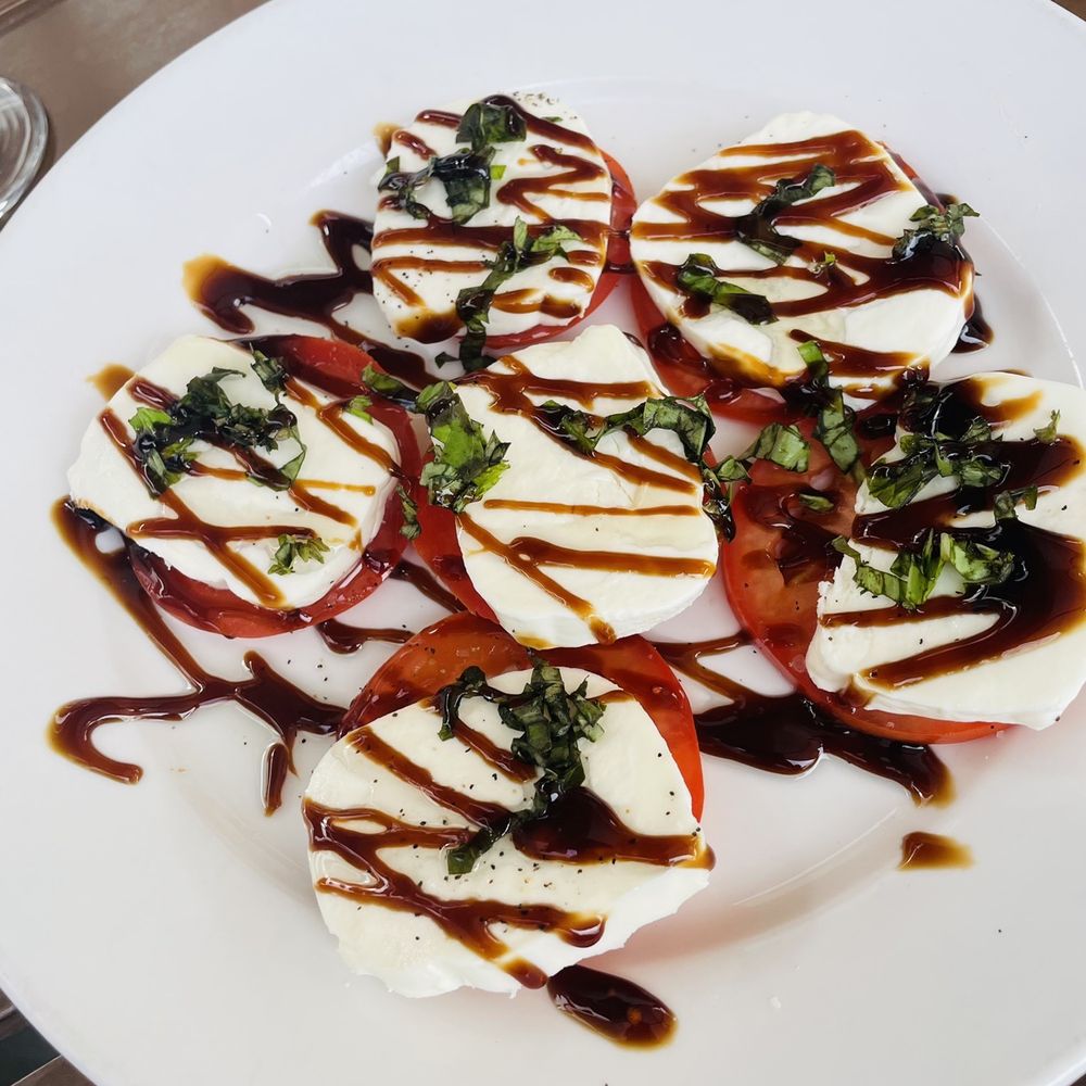 Jimi D'S - Caprese - Italian Near Me - Omaha, Nebraska Jimi D'S - Caprese - Italian Near Me - Omaha, Nebraska