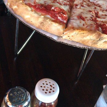 Golden Crust Pizza & Tap - Pizza Near Me - Chicago, Illinois Golden Crust Pizza & Tap - Pizza Near Me - Chicago, Illinois