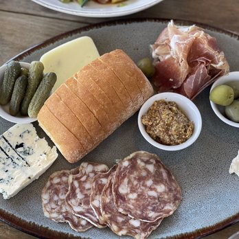 Restaurant 917 - Cheese & Charcuterie Board - New American Near Me - Carson, California Restaurant 917 - Cheese & Charcuterie Board - New American Near Me - Carson, California