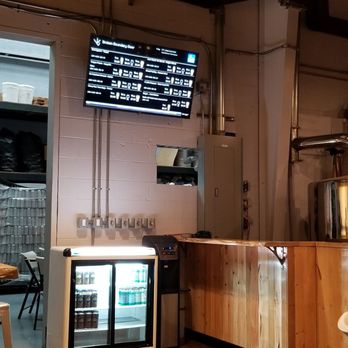 Kalihi Beer - Menu on screen - Brewpubs Near Me - Honolulu, Hawaii Kalihi Beer - Menu on screen - Brewpubs Near Me - Honolulu, Hawaii
