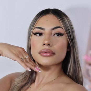 Silk Lash Empire - Volume Lash Extensions - Eyelash Service Near Me - San Fernando Valley, California Silk Lash Empire - Volume Lash Extensions - Eyelash Service Near Me - San Fernando Valley, California