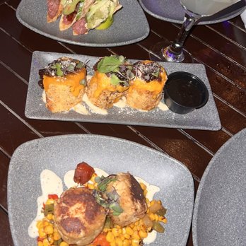 The Cottage - Adam & Eve, Takishimi, Short Rib, Crab Cakes - New American Near Me - Sarasota, Florida