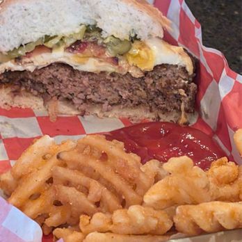 King's Place - The Queen with added bacon and egg - Bars Near Me - Miesville, Minnesota