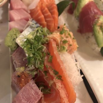 Sushi Yoshi - Chirashi Regular. Fresh and tasty! - Sushi Bars Near Me - Vienna, Virginia