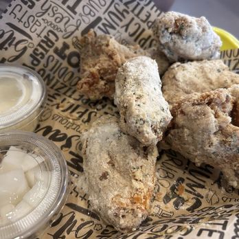 Jong Ro Chicken - Chicken Wings with Snow Cheddar - Chicken Wings Near Me - Henderson, Nevada Jong Ro Chicken - Chicken Wings with Snow Cheddar - Chicken Wings Near Me - Henderson, Nevada