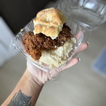 The Fancy Biscuit - Chicken biscuit - Breakfast & Brunch Near Me - Richmond, Virginia The Fancy Biscuit - Chicken biscuit - Breakfast & Brunch Near Me - Richmond, Virginia